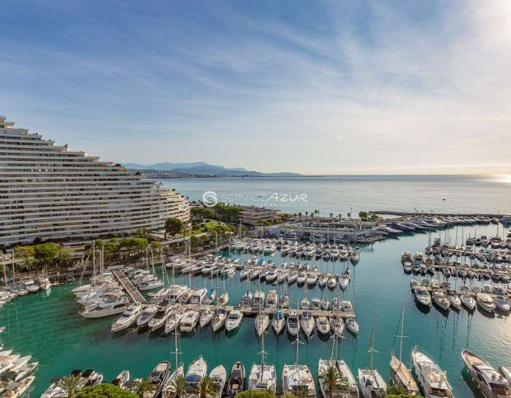 3-комнатные апартаменты с видом на море в престижной резиденции Marina Baie des Anges - ref 5326