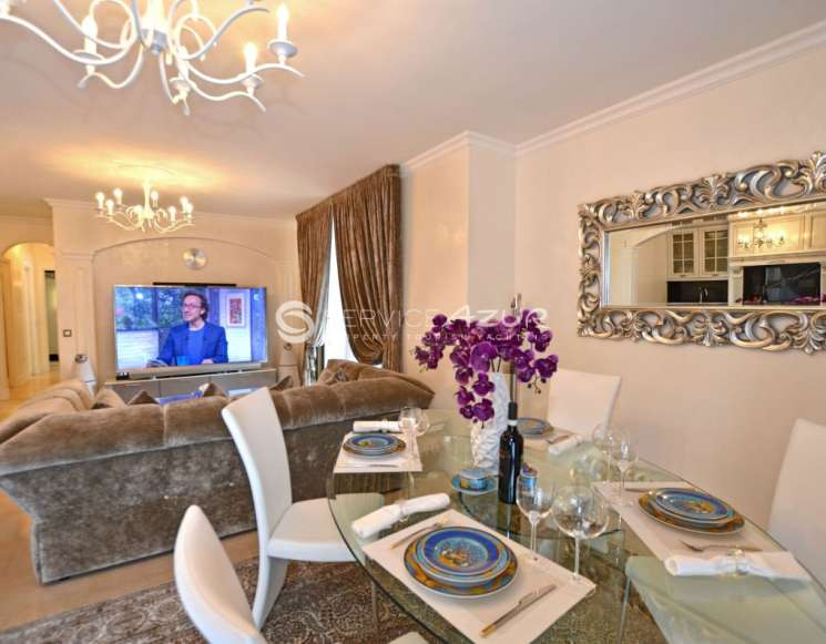 Будинок з басейном у закритій резиденції Вільнев-Лубі - ref 1593