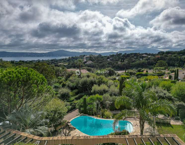 Villa in Gated Beauvallon Estate just 1.2 km from sandy beaches - ref 2303