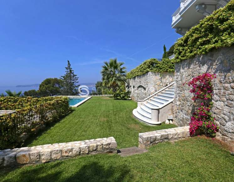 Особняк в Кап-д’Ай с панорамным видом на море -&nbsp;ref&nbsp;1023