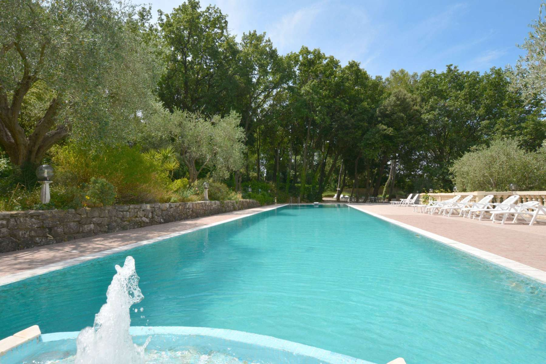 Property for rent in Mougins