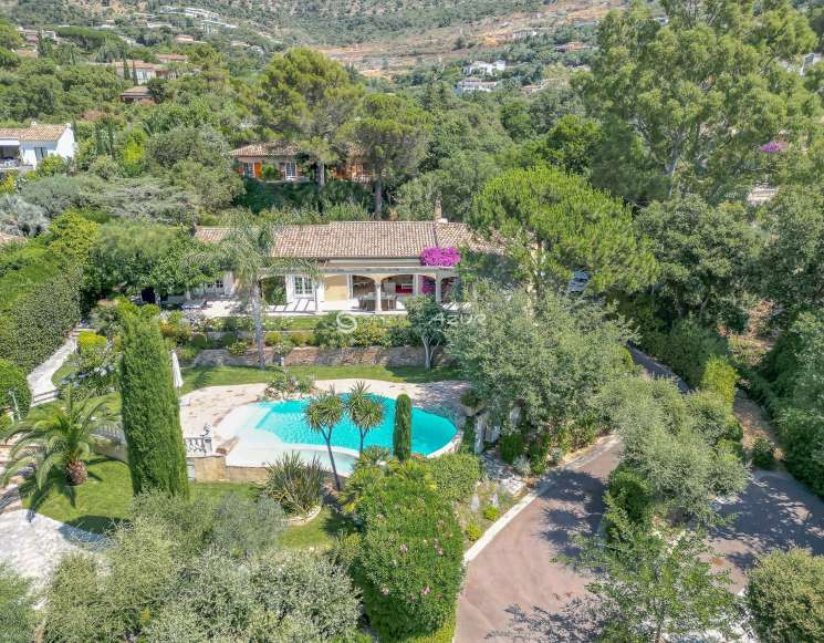 Luxury Villa in Beauvallon – Private Gated Estate Near Saint-Tropez -&nbsp;ref&nbsp;2303