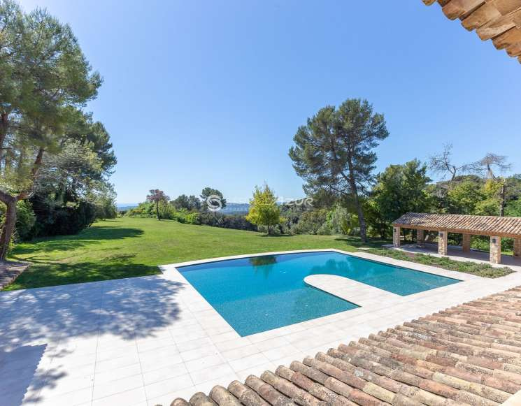 Propriété de Luxe en Pierre à Saint-Paul de Vence au sein d'un Domaine Privé -&nbsp;ref&nbsp;1526