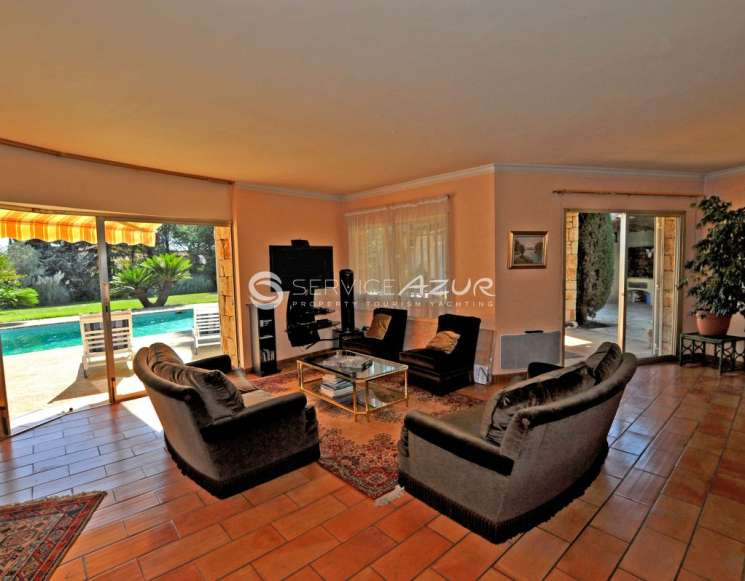Аренда виллы в Mougins -&nbsp;ref&nbsp;99993514