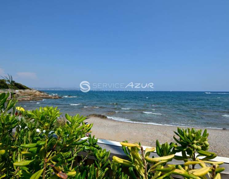 Вілла у Фрежюс біля моря з прямим виходом на пляж - ref 4117