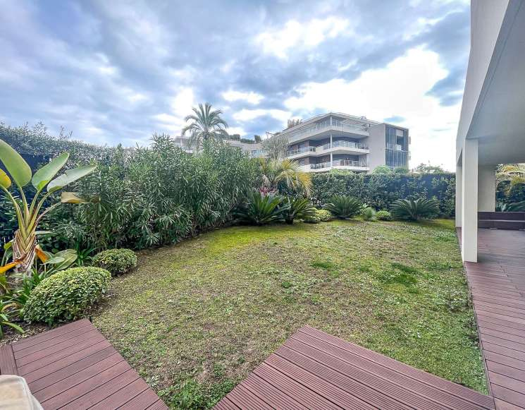 Apartment in Parc du Cap walking distance to Cap d'Antibes beaches -&nbsp;ref&nbsp;6330