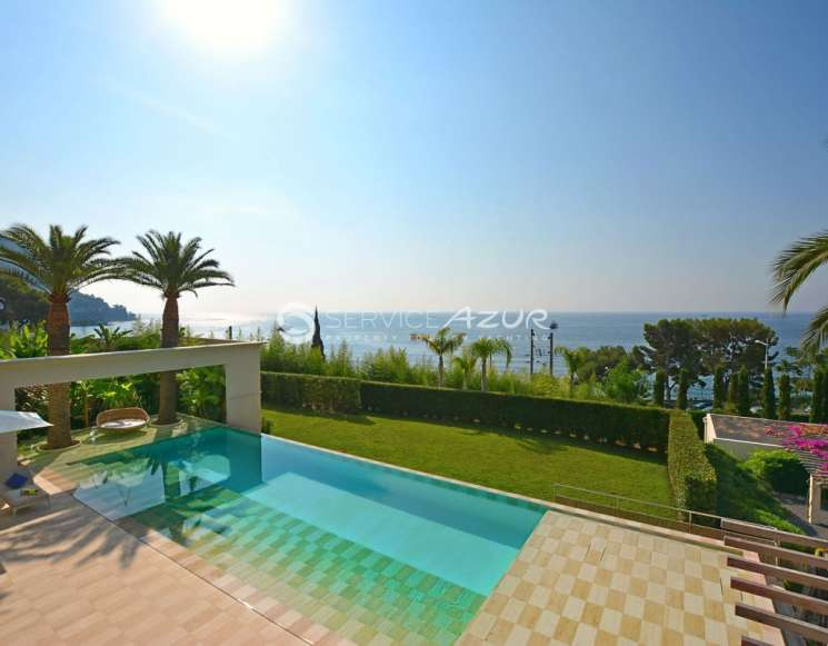 Продажа имения в Eze с видом на море, в 100 метрах до пляжей - ref 1012