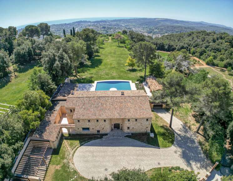 Propriété de Luxe en Pierre à Saint-Paul de Vence au sein d'un Domaine Privé -&nbsp;ref&nbsp;1526