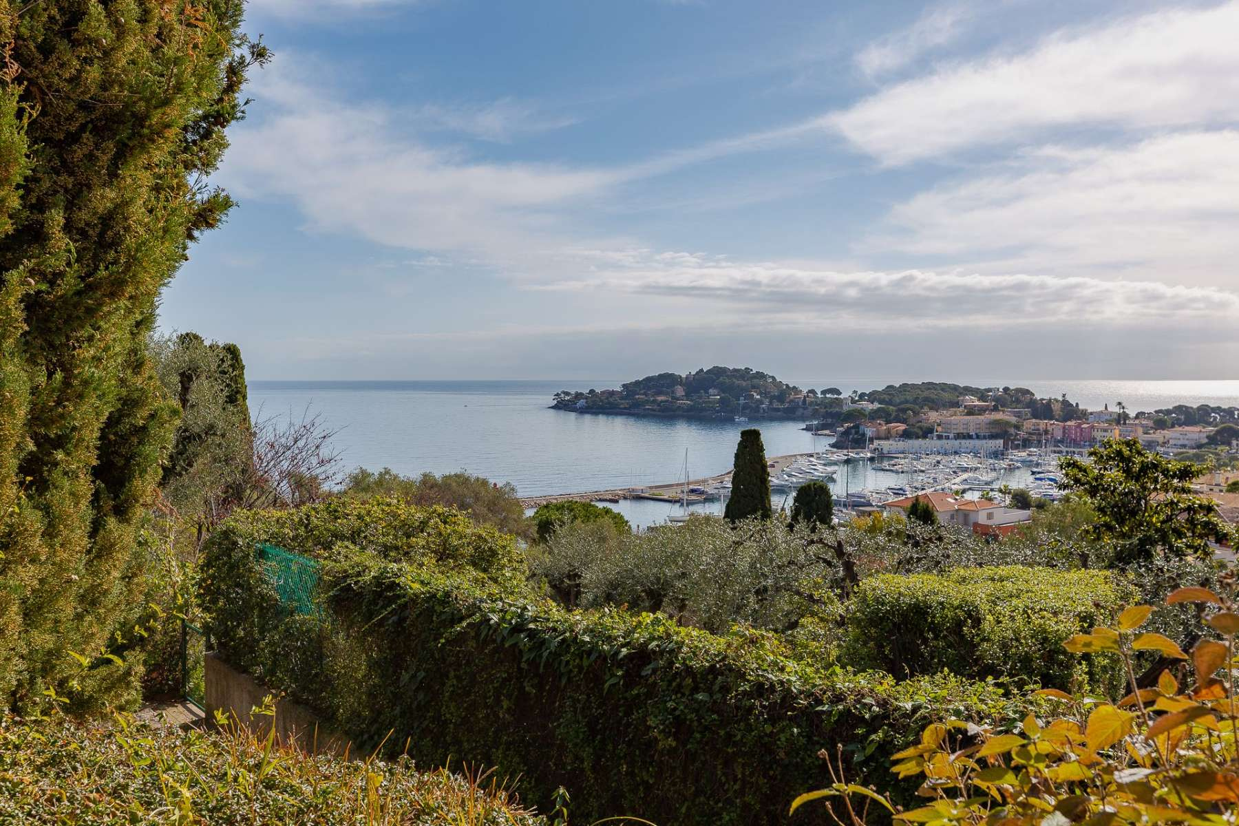 Villa authentique au Cap Ferrat avec jolie vue mer