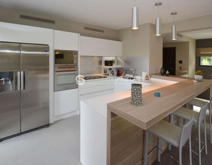 Belle villa moderne à vendre à Roquebrune-Cap-Martin - ref 1154