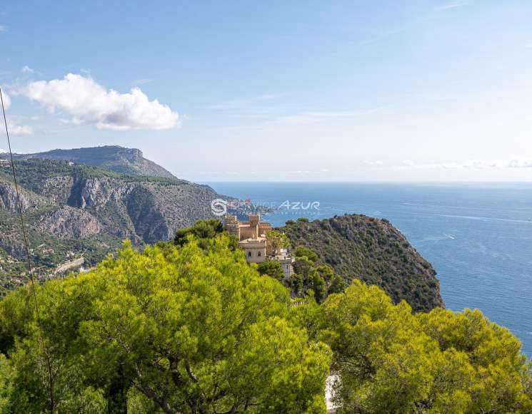 Вилла в Вильфранш-сюр-Мер с уникальным видом на море - ref 1006