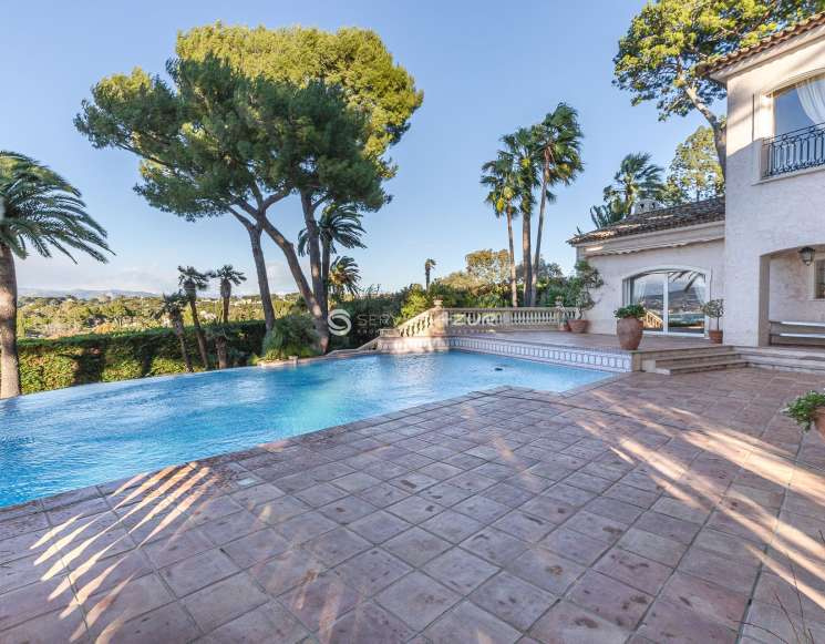 Роскошная вилла на мысе Антиб с видом на море -&nbsp;ref&nbsp;1419