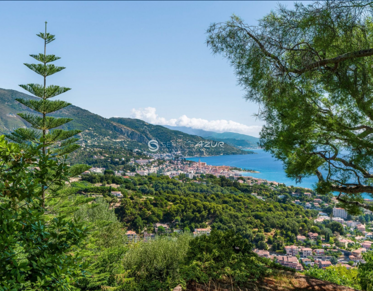 Новая вилла с панорамными видами в Рокбрюн-кап-Мартен -&nbsp;ref&nbsp;1010