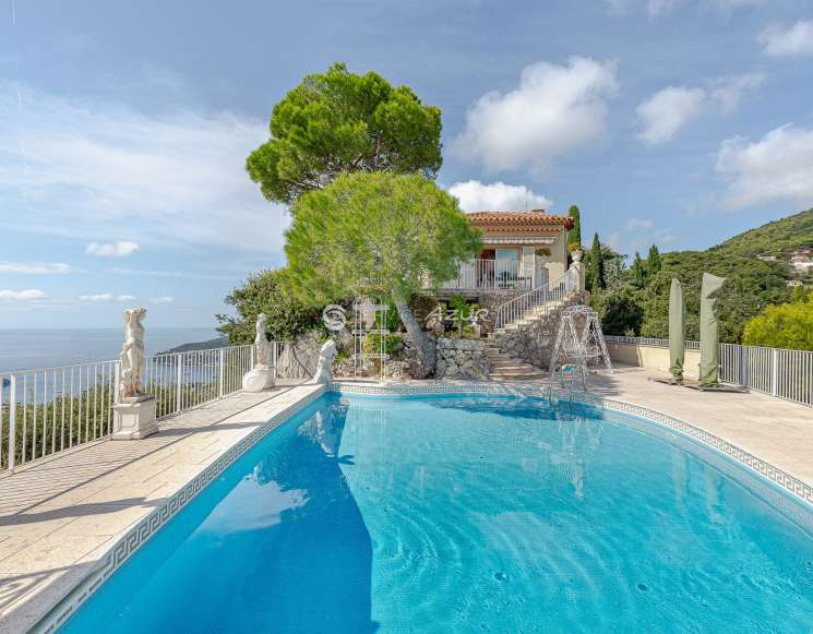 Вилла в Вильфранш-сюр-Мер с уникальным видом на море - ref 1006