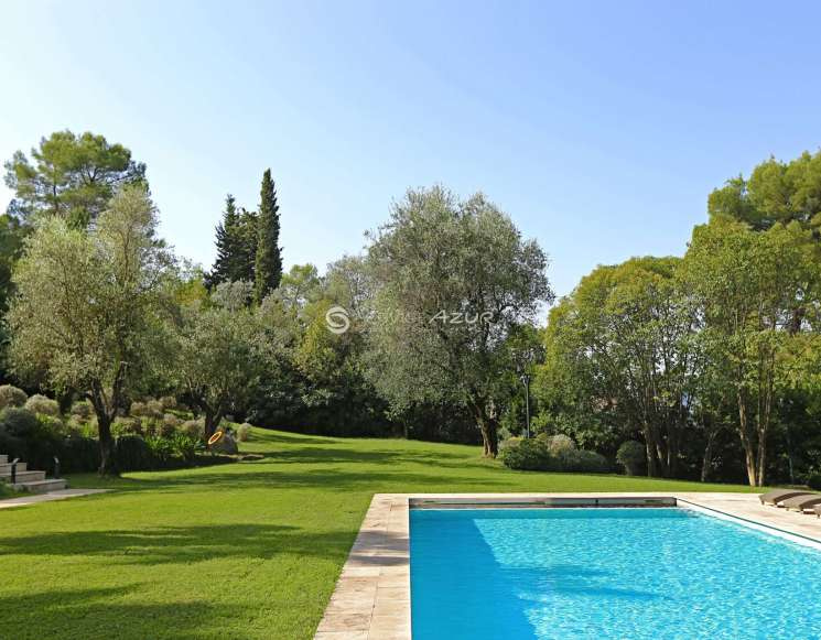 Villa contemporaine au sein d'un domaine résidentiel à Mougins -&nbsp;ref&nbsp;3624
