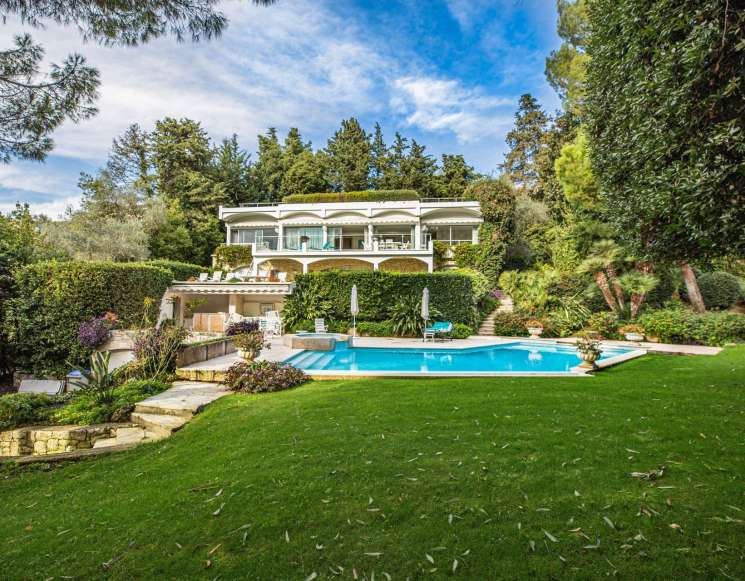 Маєток з 5 вілл у Каннах за 10 хвилин до набережної Круазет -&nbsp;ref&nbsp;1502