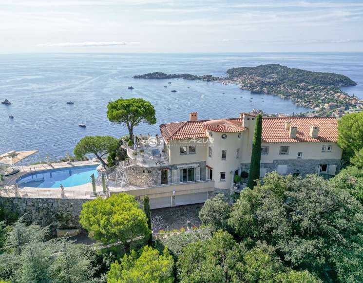 Villa à Villefranche-sur-Mer avec vue imprenable sur la mer et Cap-Ferrat -&nbsp;ref&nbsp;1006