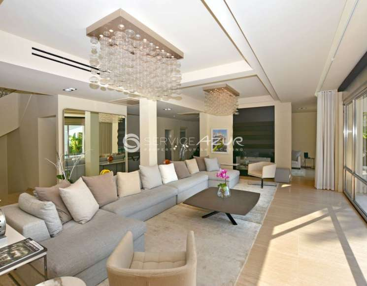 Продажа имения в Eze с видом на море, в 100 метрах до пляжей - ref 1012