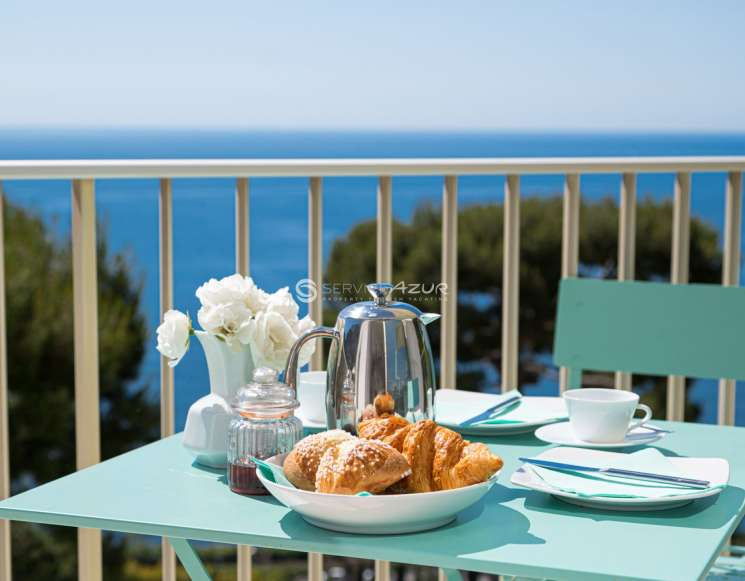 Современная вилла в Эз с панорамным видом на море и Cap-Ferrat -&nbsp;ref&nbsp;3042