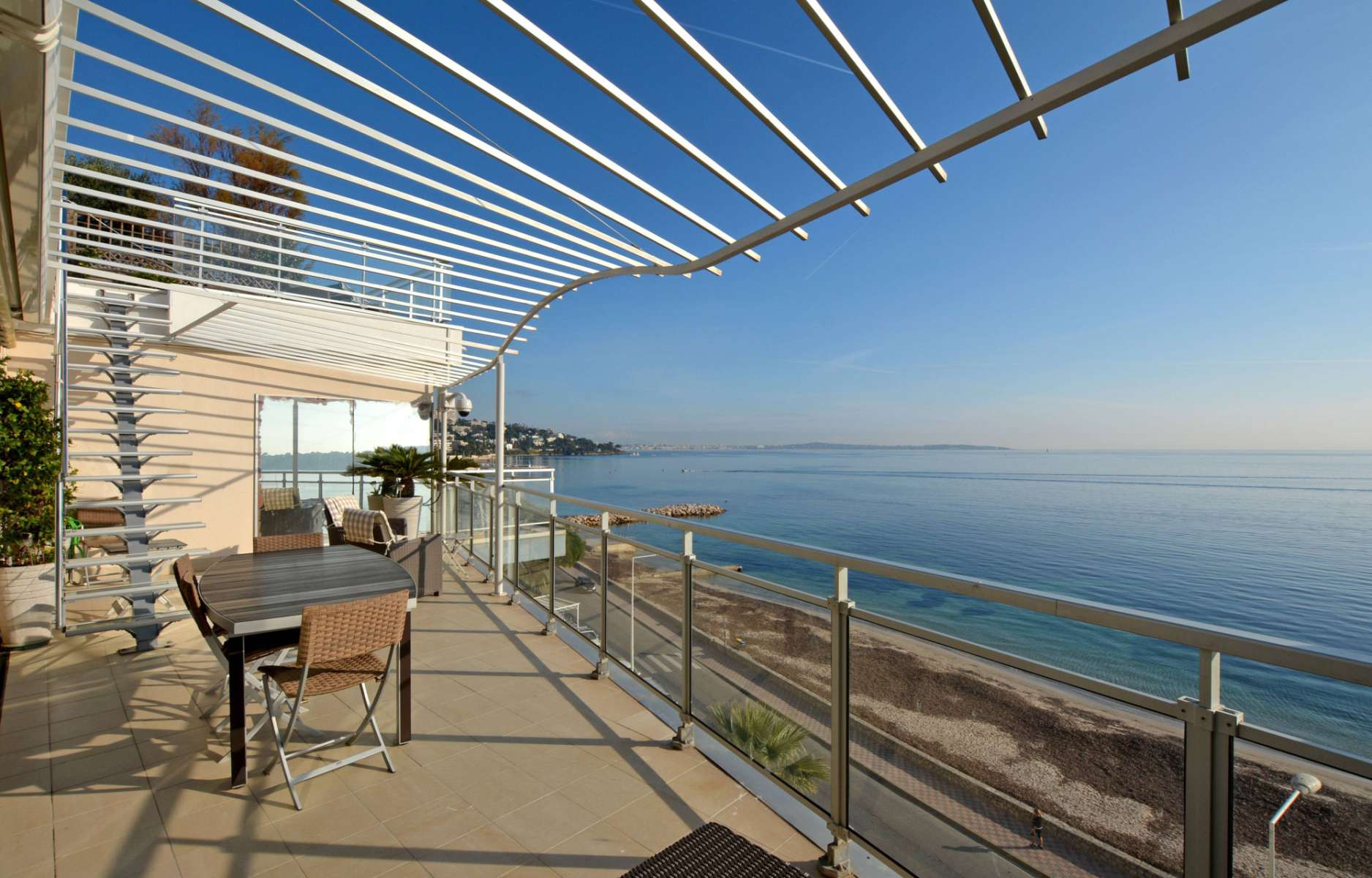 Appartement sur le toit vue mer à Cannes