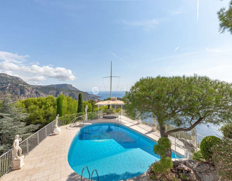 Вилла в Вильфранш-сюр-Мер с уникальным видом на море - ref 1006