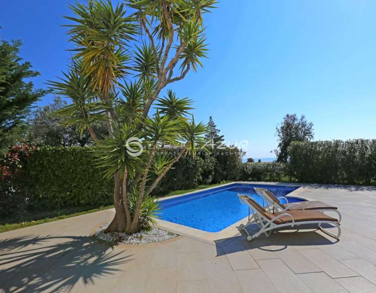 Будинок з басейном у закритій резиденції Вільнев-Лубі - ref 1593