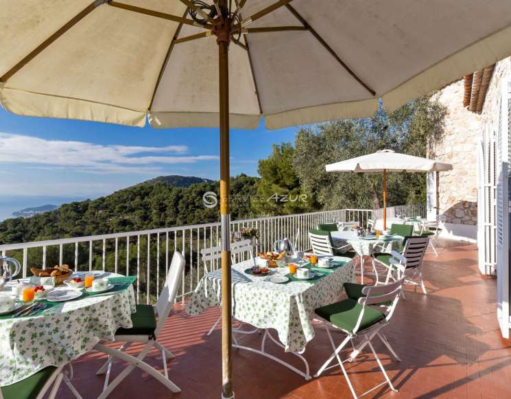 Вилла в Эз с панорамным видом на море и Кап Ферра - ref 1005