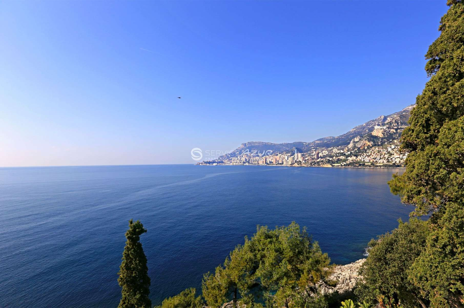 Оренда вілли в Roquebrune-Cap-Martin з панорамним видом на море і Монако