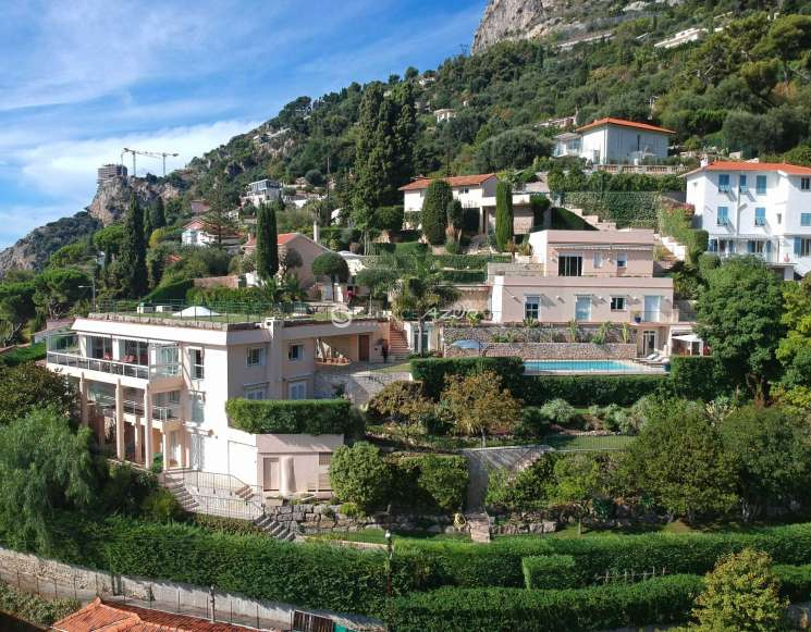 Propriété de 420 m² à vendre au Roquebrune-Cap-Martin - ref 1030
