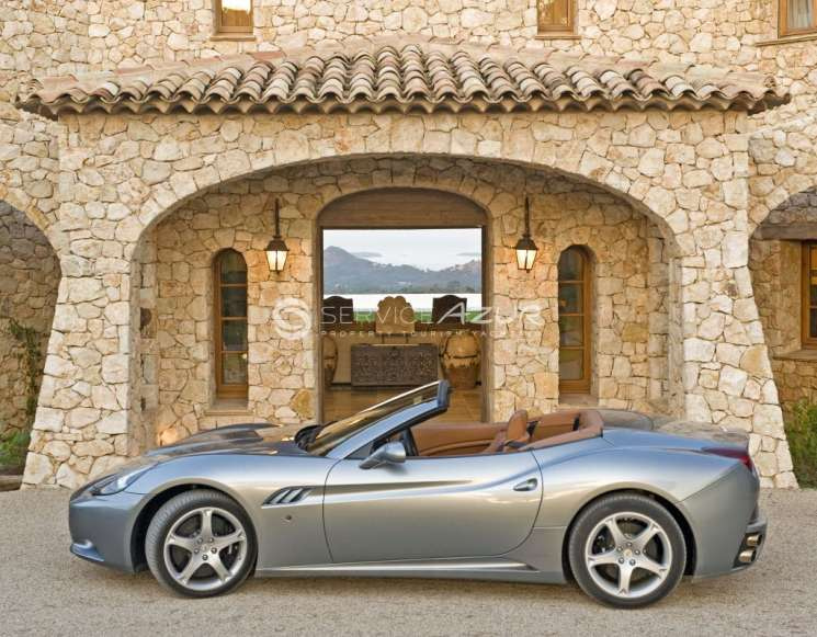 Розкішний маєток 30 га з видом на море в Каннах - ref 3528