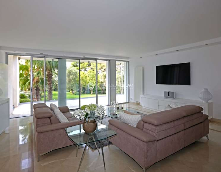 Villa contemporaine au sein d'un domaine résidentiel à Mougins -&nbsp;ref&nbsp;3624