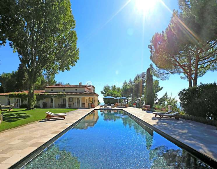 Продажа и аренда имения с участком 5 гектар на территории национального парка в Eze - ref 1048