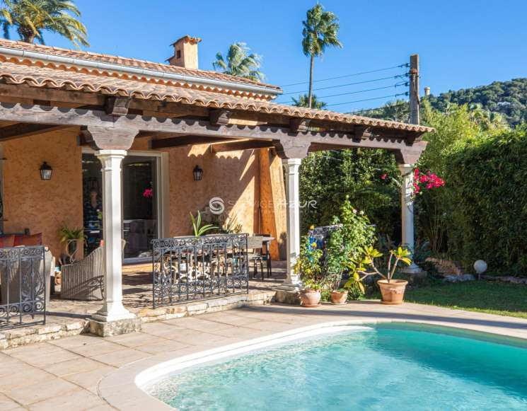 Provencal-style home in Cannes walking distance of Croisette Boulevard - ref 1590