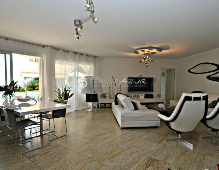 Вилла в калифорнийском стиле на продажу в Cannes -&nbsp;ref&nbsp;1560