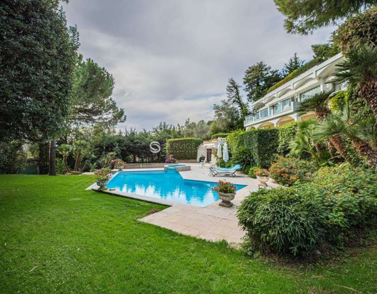 Маєток з 5 вілл у Каннах за 10 хвилин до набережної Круазет -&nbsp;ref&nbsp;1502