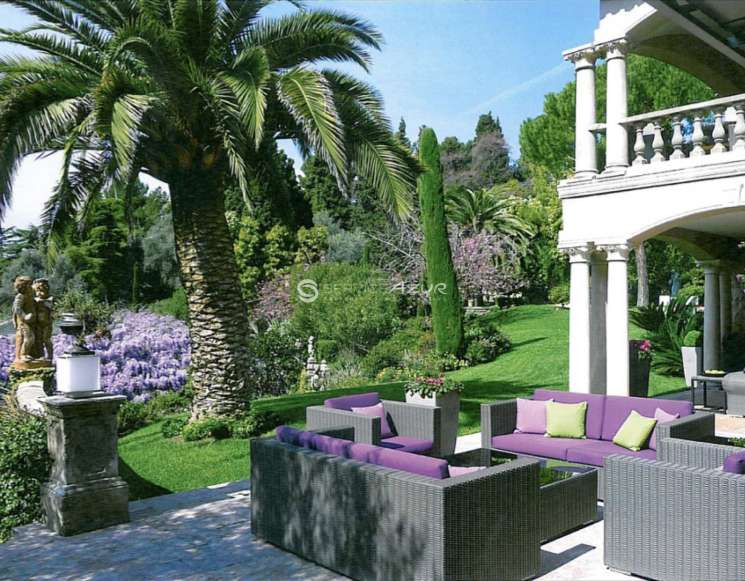Elegant Cannes Mansion: Lush Gardens, Sea Views, Near Croisette - ref 1715