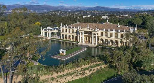 Рекорд Французької Рив’єри: легендарний Palais Vénitien у Каннах продано за 105 мільйонів євро