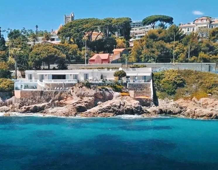 Вілла у Каннах з прямим виходом до моря - ref 3525