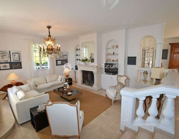 Villa vue mer à Cannes - ref 3552