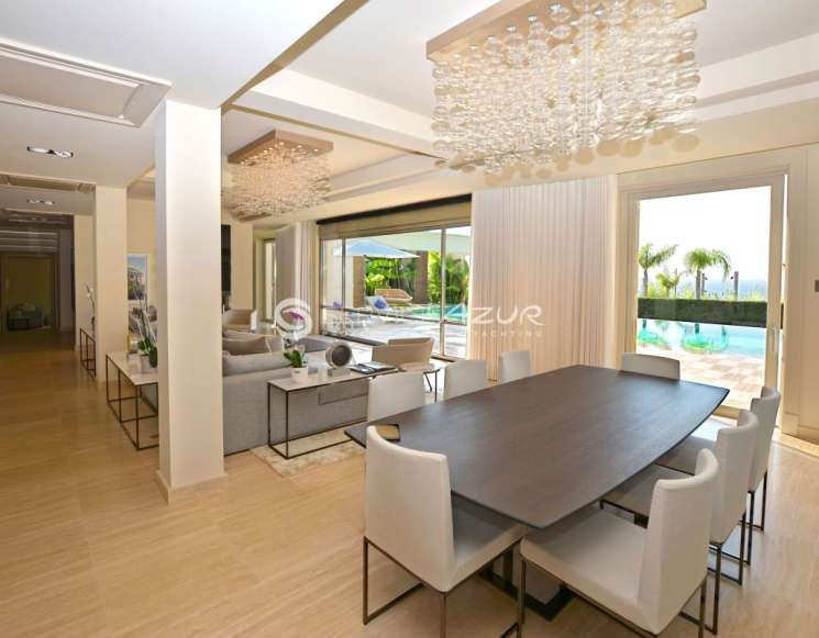 Продажа имения в Eze с видом на море, в 100 метрах до пляжей - ref 1012