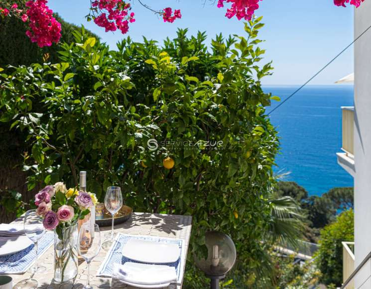 Современная вилла в Эз с панорамным видом на море и Cap-Ferrat -&nbsp;ref&nbsp;3042