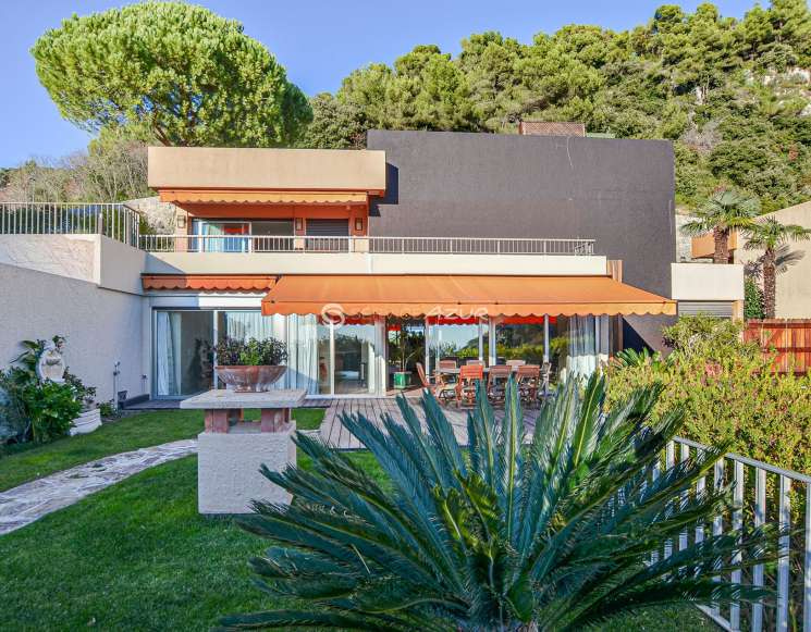 House-duplex with park, sea and Eze village views - ref 1009