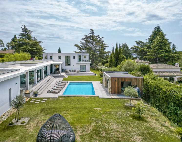 Villa contemporaine 5 chambres à Biot - ref 1511