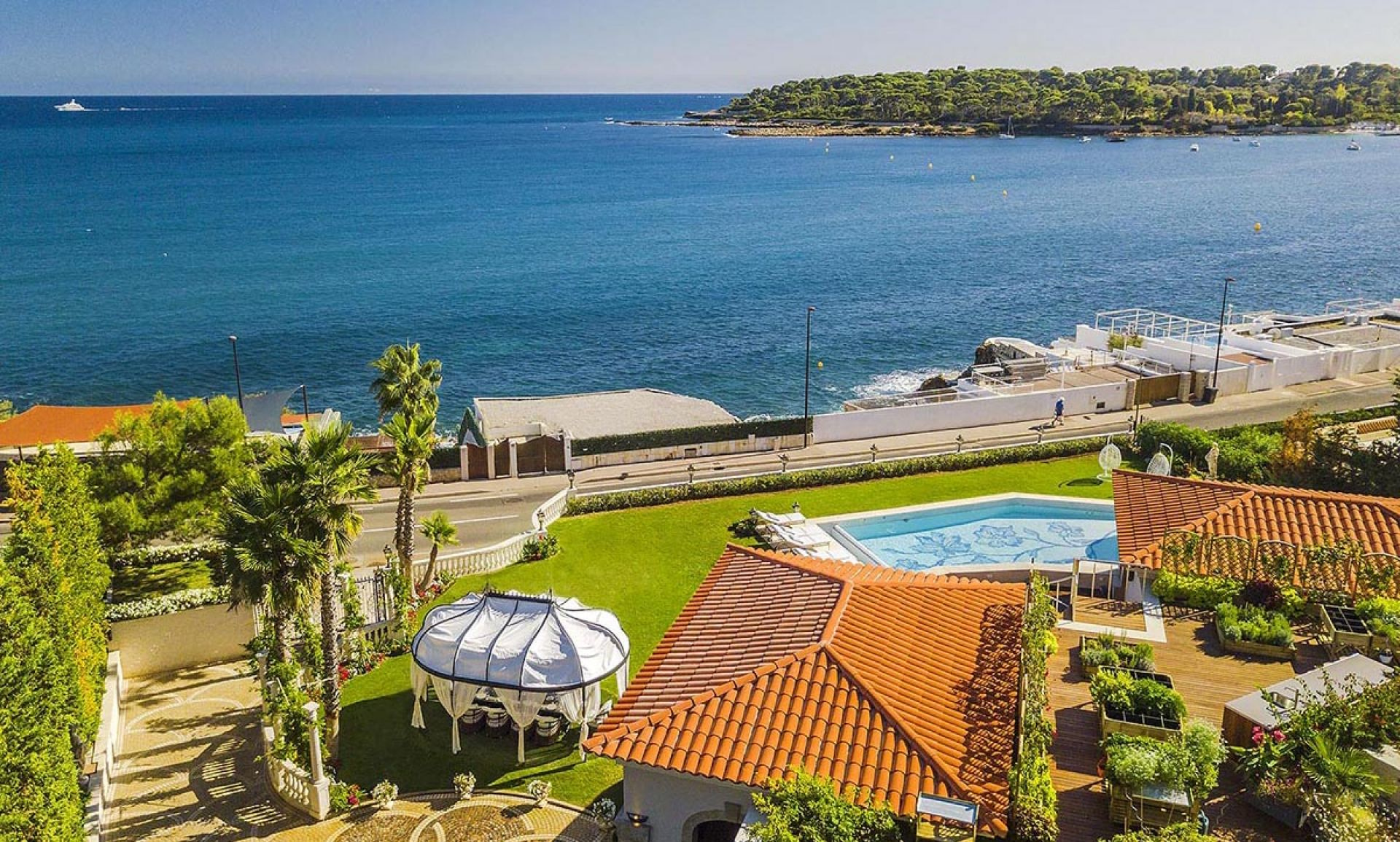 Luxueuse villa à Cap d'Antibes à vendre et à louer